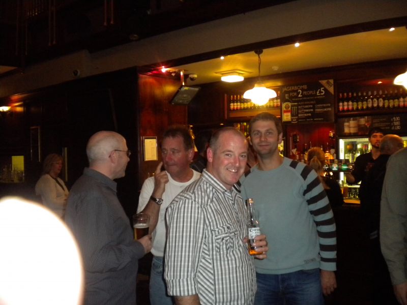 Dave Wood etal leaving do 141011 18.JPG